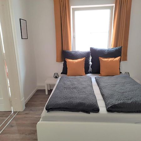 Ferienwohnung Im Zentrum Mit Balkon Und Parkplatz Гмунден Экстерьер фото